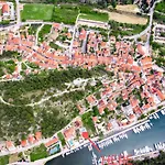 Mila And Jurija Formenti 2 In Heart Of Nautic Marina, With Heated Swimming Pool October, Bikes, Sup, Kajak, Free Parking In Our Garden Apartmán Skradin