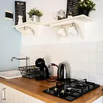 Apartmán Mila And Jurija Formenti 2 In Heart Of Nautic Marina, With Heated Swimming Pool October, Bikes, Sup, Kajak, Free Parking In Our Garden Skradin