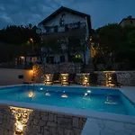 Nautical Marina Apartments: Heated Pool & Water Sports Skradin