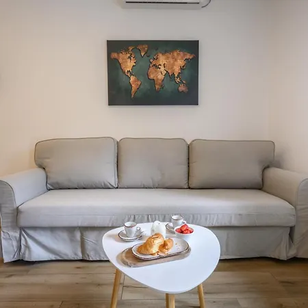 Apartment Nautical Marina Apartments: Heated Pool & Water Sports Skradin