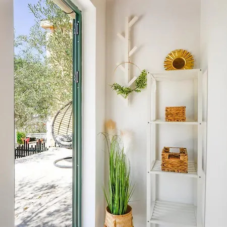 Apartamento Mila And Jurija Formenti 2 In Heart Of Nautic Marina, With Heated Swimming Pool October, Bikes, Sup, Kajak, Free Parking In Our Garden Skradin