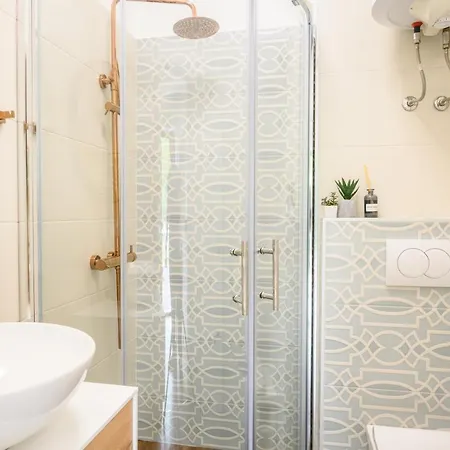 Apartamento Mila And Jurija Formenti 2 In Heart Of Nautic Marina, With Heated Swimming Pool, Bikes, Sup, Kajak *