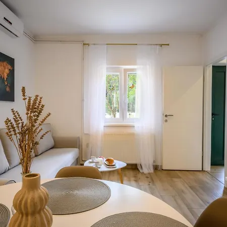 Mila And Jurija Formenti 2 In Heart Of Nautic Marina, With Heated Swimming Pool, Bikes, Sup, Kajak Apartamento *