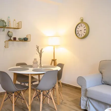 Apartment Nautical Marina Apartments: Heated Pool & Water Sports Skradin
