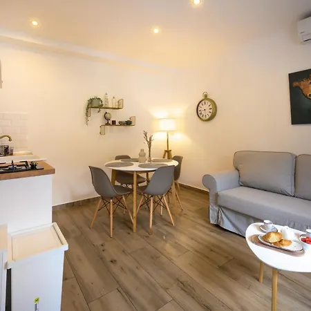 Nautical Marina Apartments: Heated Pool & Water Sports Skradin