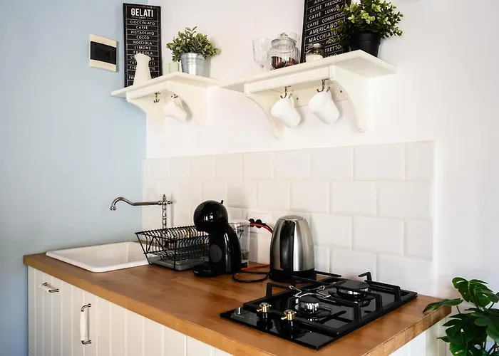 Apartment Mila And Jurija Formenti 2 Apartments In Heart Of Nautic Marina, With Heated Swimming Pool May Till October, Bikes, Sup, Kajak, Free Parking In Our Garden Skradin