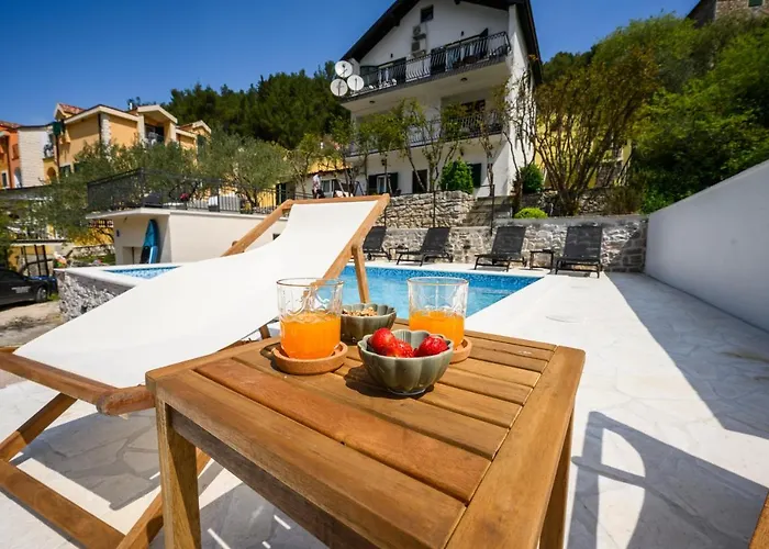 Mila And Jurija Formenti 2 In Heart Of Nautic Marina, With Heated Swimming Pool, Bikes, Sup, Kajak, Free Parking In Our Garden 아파트 *