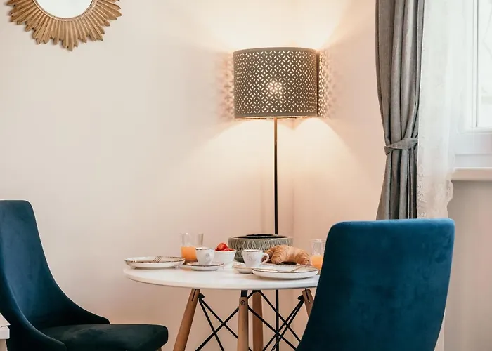 Mila And Jurija Formenti 2 Apartments In Heart Of Nautic Marina, With Heated Swimming Pool May Till October, Bikes, Sup, Kajak, Free Parking In Our Garden